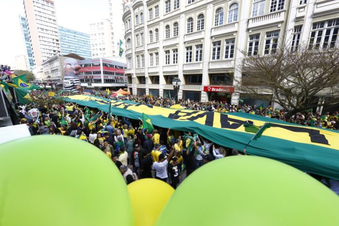 ProtestoEleSim16An